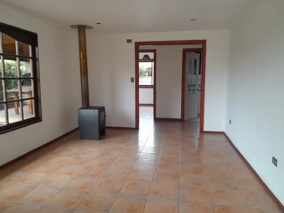 Casa con piscina y quincho en Rocas de Santo Domingo, fotografía 5