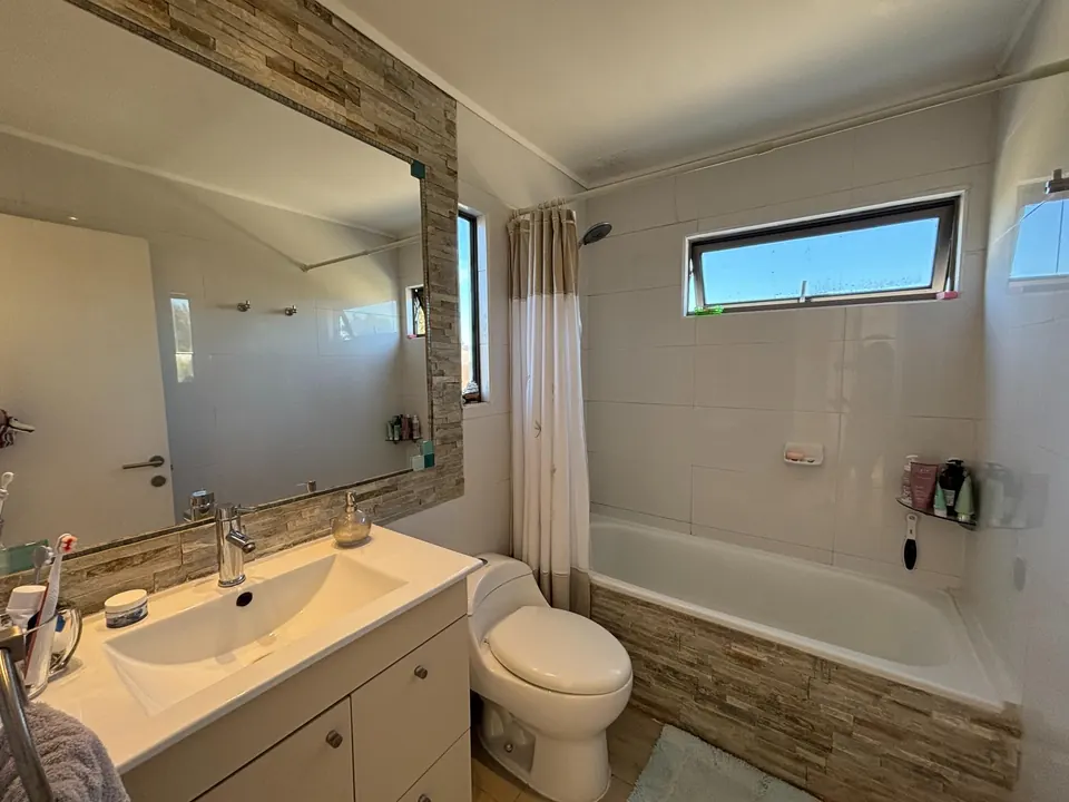Casa con quincho y jacuzzi en Rocas de Santo Domingo, fotografía 5